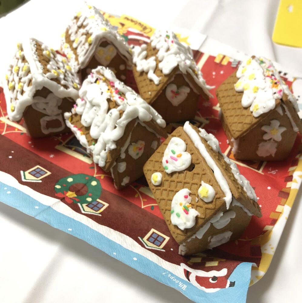 IKEAジンジャーブレッドハウスキット完成品