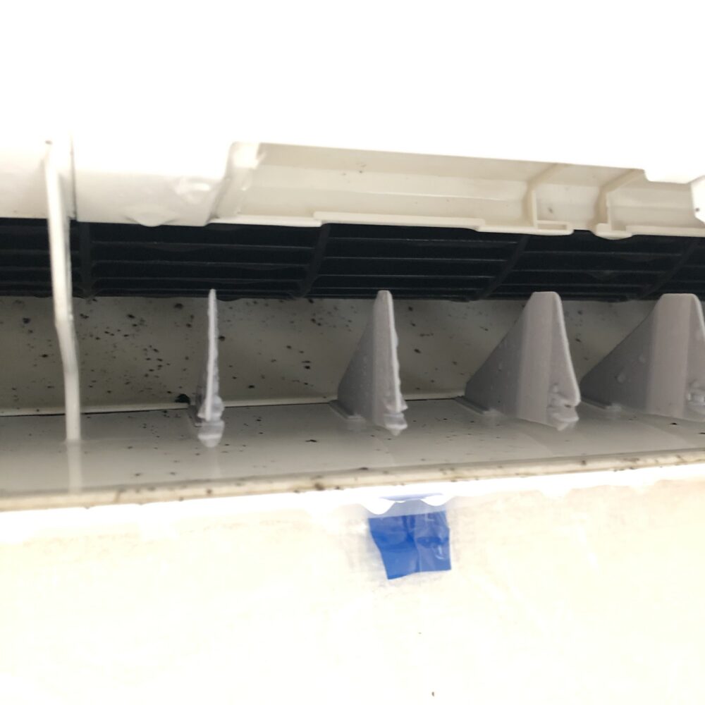 エアコン送風ファンの汚れ